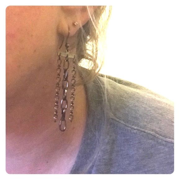 Chain Dangle Earrings - Picture 2 of 2